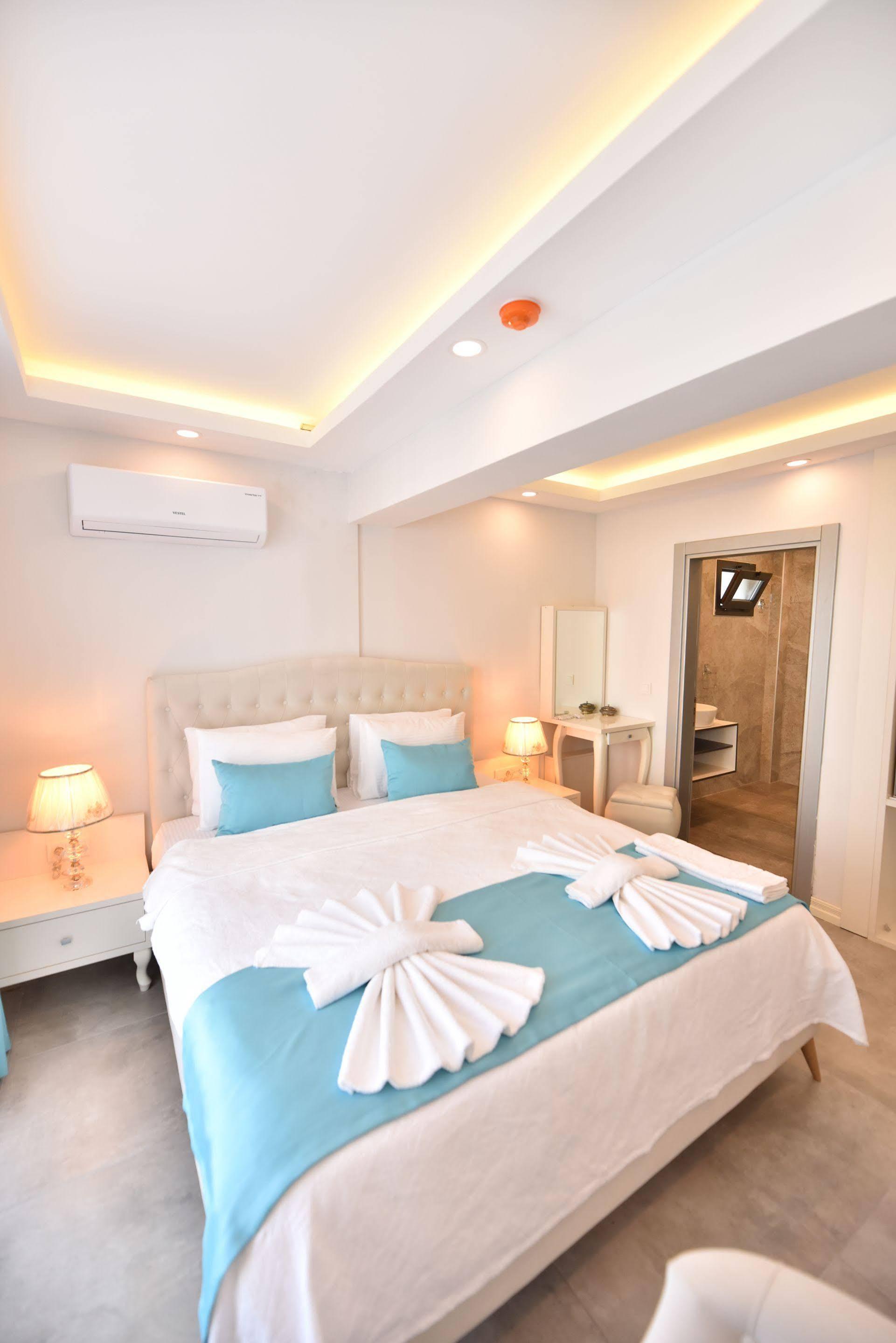 Monastery Suites Hotel-Fethiye Ολουντενίζ Εξωτερικό φωτογραφία