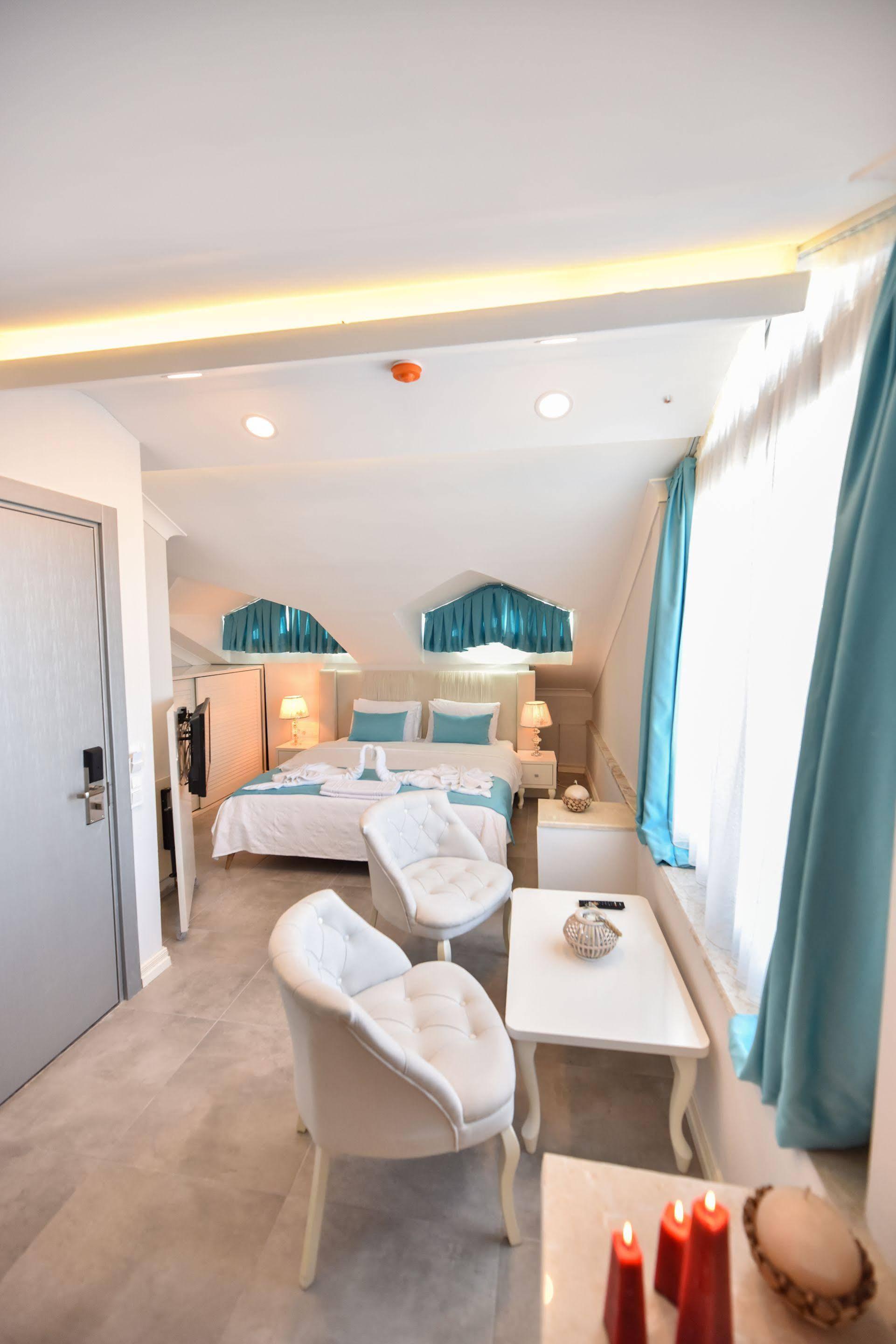 Monastery Suites Hotel-Fethiye Ολουντενίζ Εξωτερικό φωτογραφία