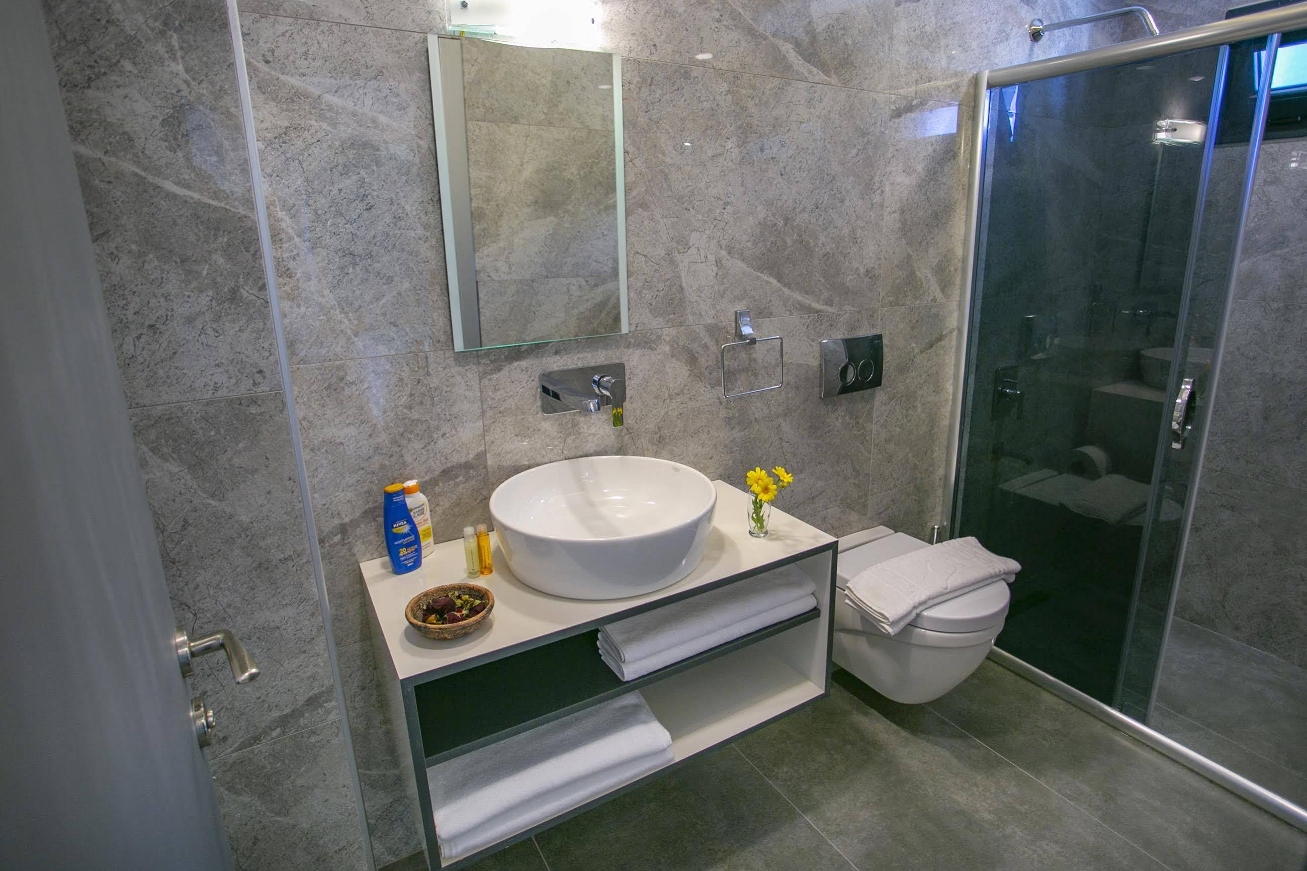 Monastery Suites Hotel-Fethiye Ολουντενίζ Εξωτερικό φωτογραφία