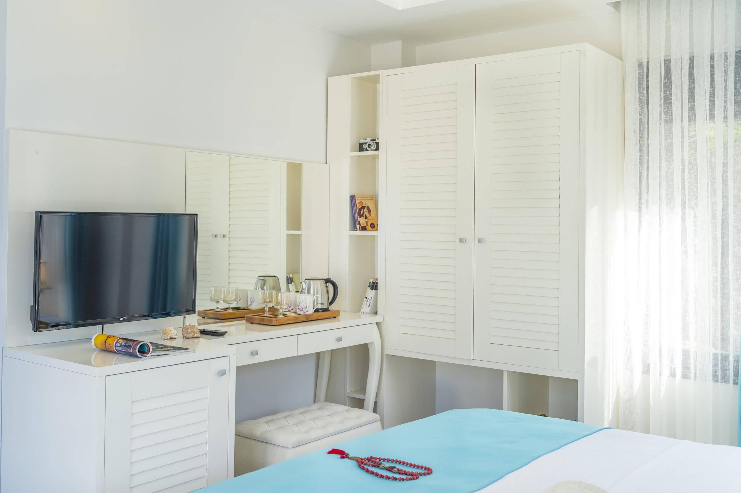Monastery Suites Hotel-Fethiye Ολουντενίζ Εξωτερικό φωτογραφία
