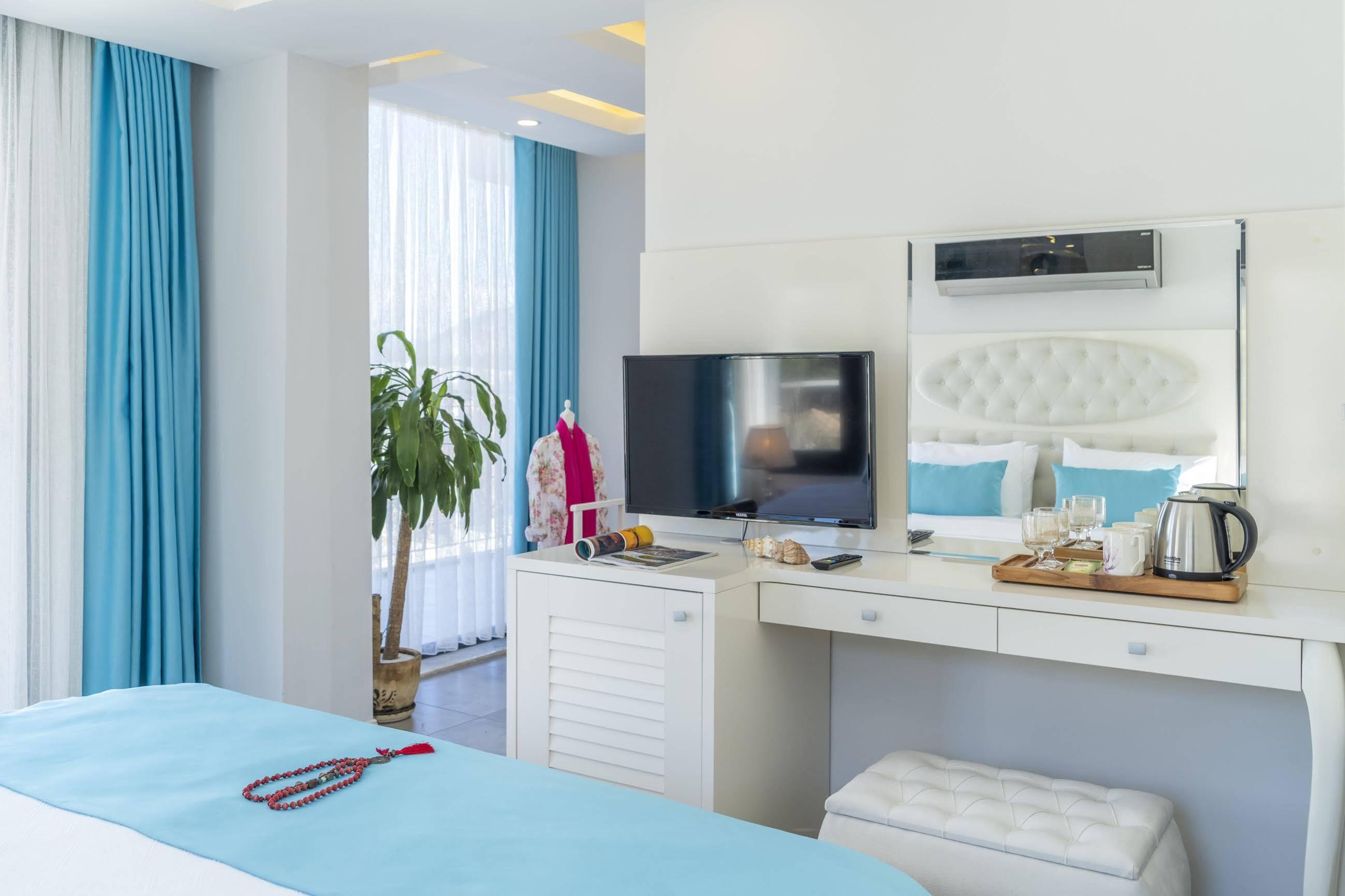 Monastery Suites Hotel-Fethiye Ολουντενίζ Εξωτερικό φωτογραφία